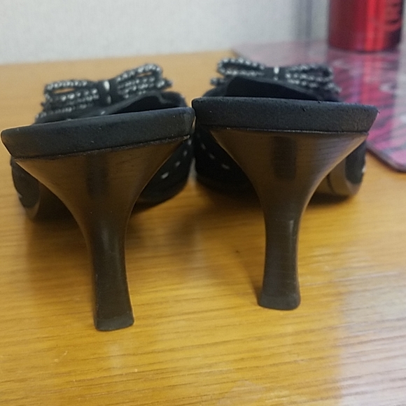 Prada black suede with white top stitch mule - Picture 4 of 5